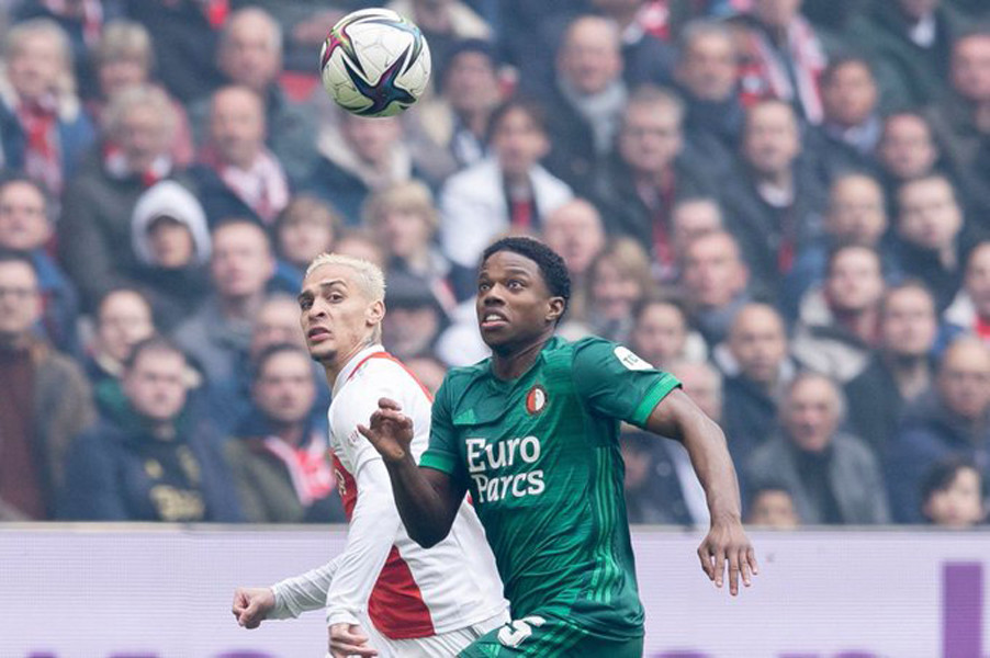 本国球迷的 本国球迷的