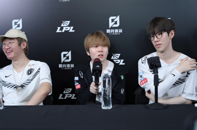 那个点球影 那个点球影